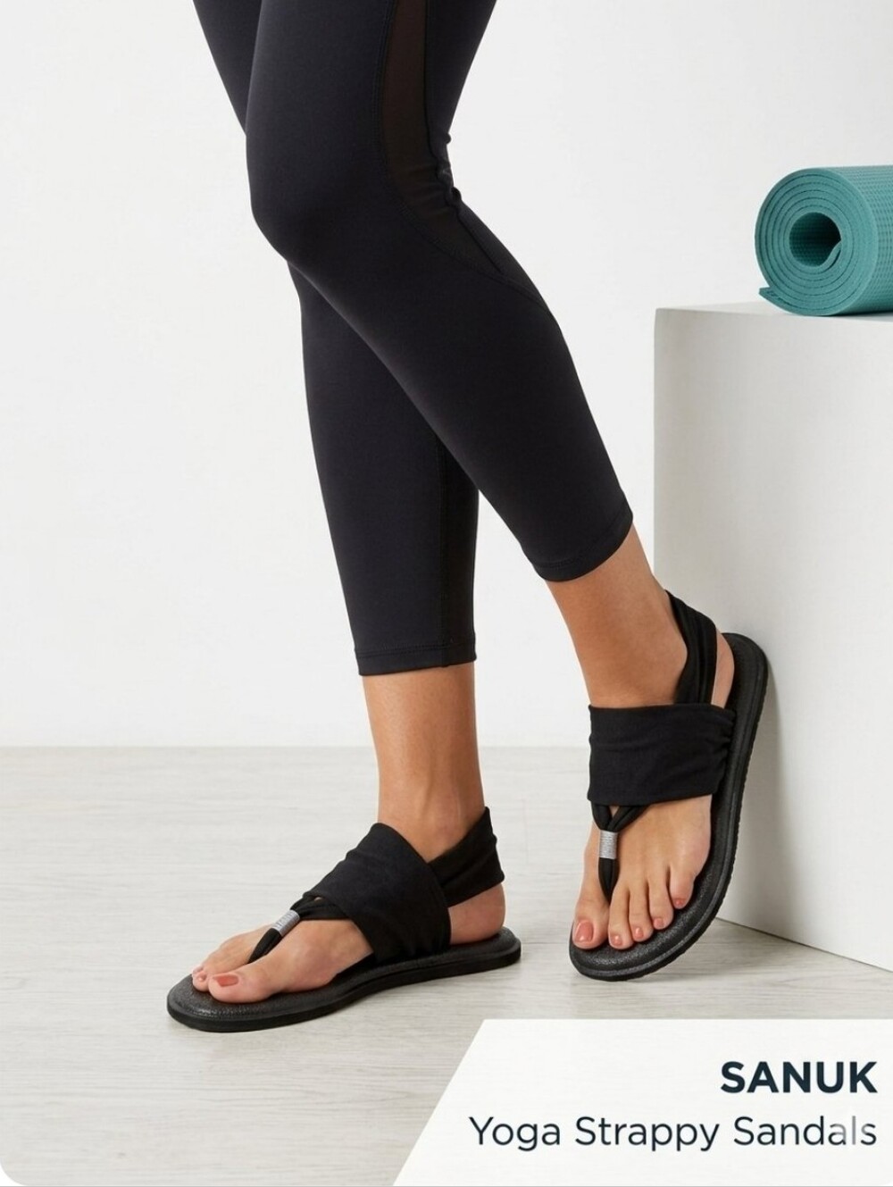 SANUK Women's Black Yoga Strappy Comfy Sandals size 10